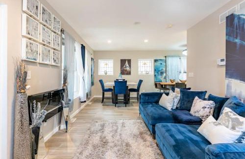 St. Louis House | Pretty Blue Bungalow