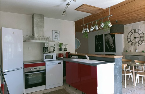 Creully House | Pretty old house between land and sea