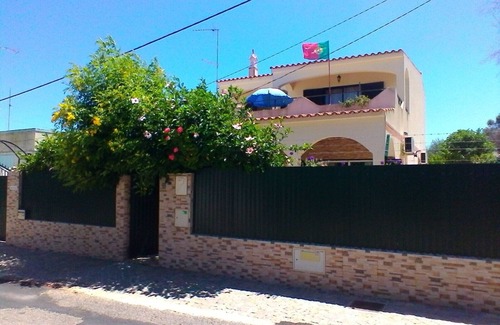 Olhao Villa | PRETTY VILLA FOR 8 PEOPLE WITH PICINE AND PRIVATE GARDEN 3KM BEACHES