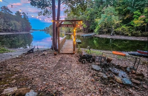 Leesville Ski Chalet | Prices Bridge Inn