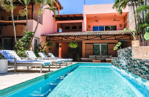 La Cruz de Huanacaxtle Apartment | Primary Suite@CasaBellaCruz close to Marina w/pool