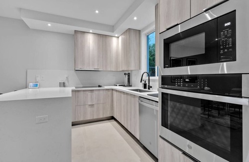 Coral Way House | *Primavera House Coral Gables 5 mins Coconut Grove