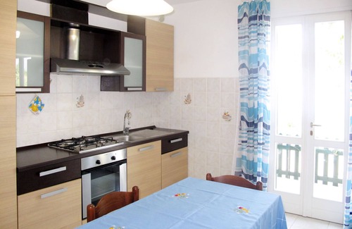 Poggi Apartment | Primavera (PGI131) by Interhome