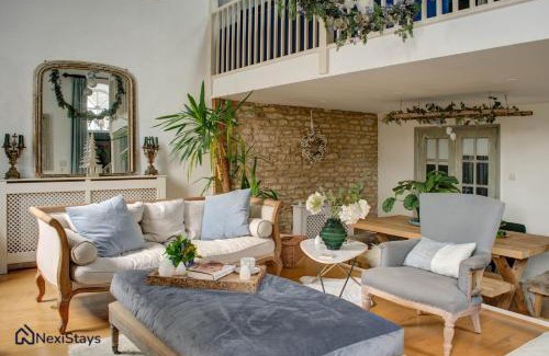 Longborough House | Prime Cotswold Location, The Old Chapel Longborough