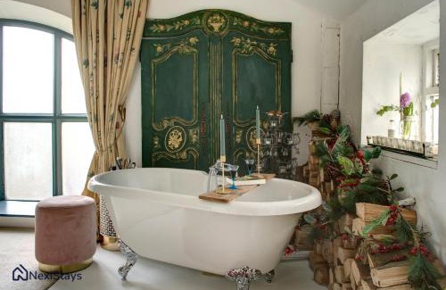 Longborough House | Prime Cotswold Location, The Old Chapel Longborough