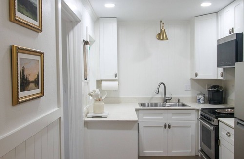 Old Town House | Prime Location! Charming Cottage, Fenced Yard & Close to Downtown & FSU