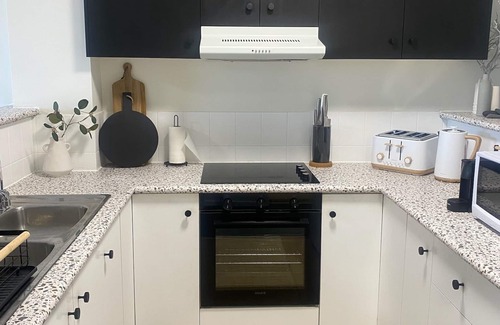 Adelaide Central Business District Apartment | Prime location in heart of Adelaide City with Hills balcony view