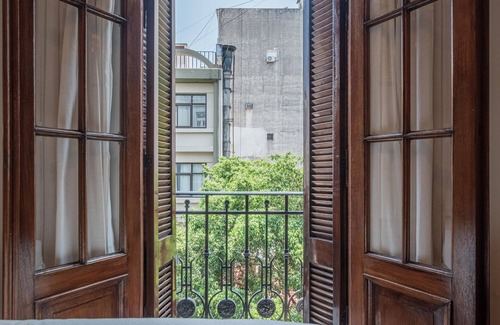 San Nicolas Apartment | Prime Location: Stylish 3-Bed Apt Near Top Buenos Aires Attractions!