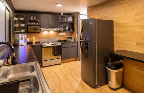 Los Morales Apartment | Prime Polanco: WiFi, TVs, Desks, Near Sights