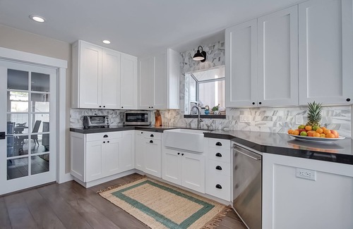 San Clemente House | Prime T-Street Beach House Location