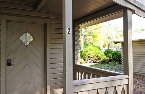 Spring Mills Cabin | Primitive Cabin PC2