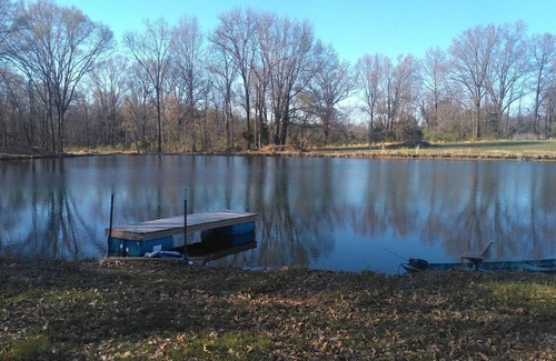 West Frankfort RV Rental | Primitive campsites, pond, wildlife, campfires
