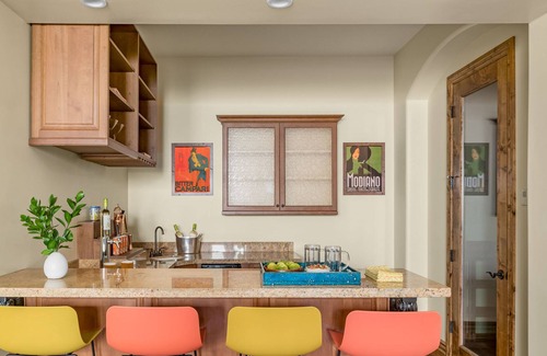 Paradise Valley Villa | Primrose by AvantStay | Extravagant Desert Estate w/ Theater & Pool