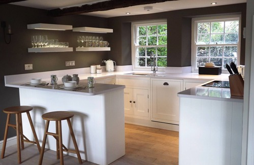 Sedbergh Cottage | Primrose Cottage, cosy 2 bedroom cottage in lovely Sedbergh, nr. Lakes and Dales