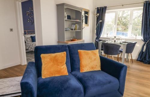 Brazzacott House | Primrose End