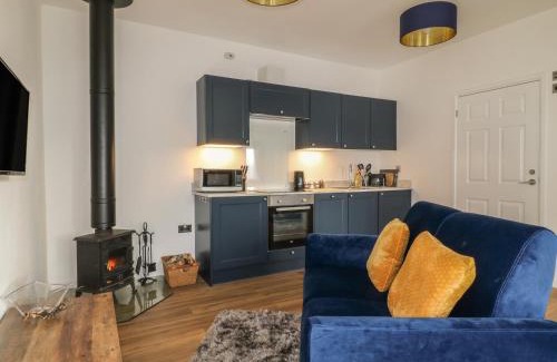 Brazzacott House | Primrose End