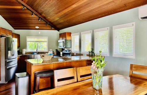 Princeville House | Princeville Retreat. Private pool and hot tub, AC. Walk to Princeville Center.