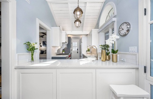 Balboa Island Apartment | Pristine Property, Remodeled, Steps to Dining and Water