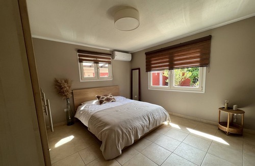 Punto de Oro Villa | Privé Villa met Zwembad 7 Minuten van de Highrise!