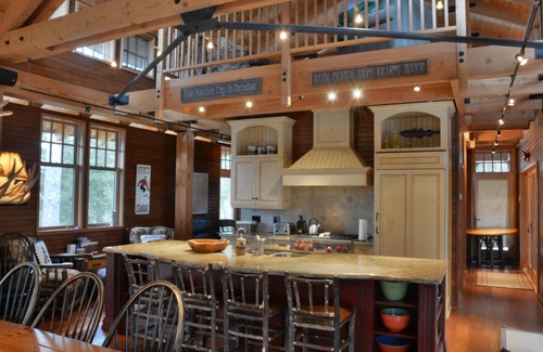 Seguin Cottage | Privacy! Lake Rosseau! A Natural Muskoka Beauty! Sleeps 15! 5 Bath!