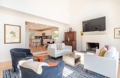 Katama House | Private 1/2 acre property, charming 4 bedroom, 21/2 bath, great Katama location.