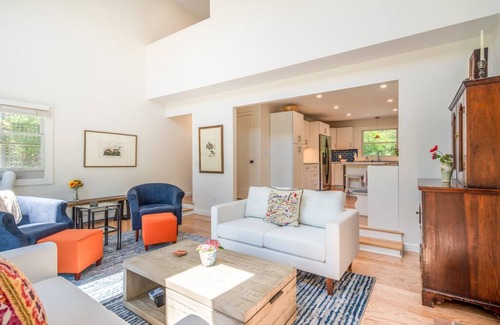 Katama House | Private 1/2 acre property, charming 4 bedroom, 21/2 bath, great Katama location.