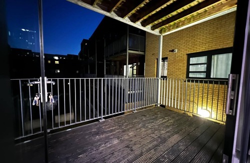 Lansbury Apartment | Private 1-Bed Apartment Close to Canary Wharf, East London