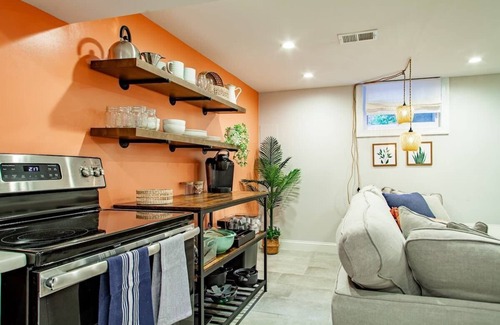 Manor Park Apartment | Private 1-BR/DC Residential-Style Stay/Parking