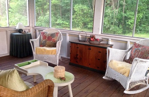 Willsboro Cottage | Private 151’ waterfront cottage, 3+bedrooms, two enclosed porches in Willsboro
