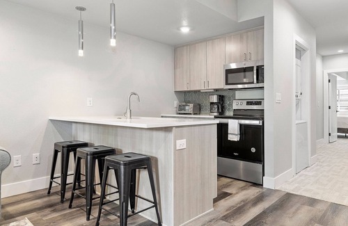 West Colfax House | Private 1BR Guest Suite Walking Dist from Sloan's Lake!