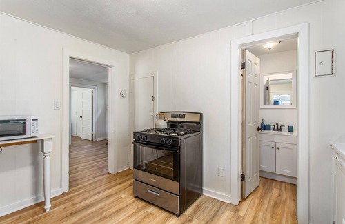 Mentone Cabin | Private 2 Bed Home - Quiet w/ Mt. View
