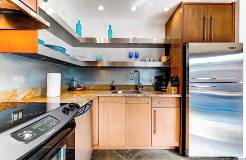 Nurmi Isles Apartment | Private 2 bed Townhome Near Beach and Las Olas