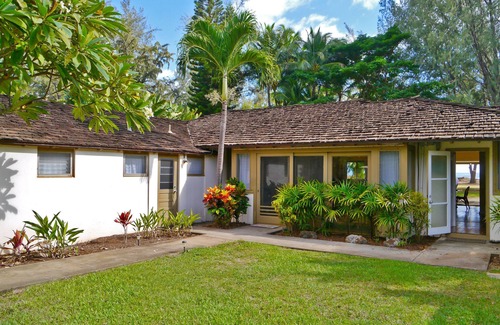 Waimea House | Private 3-Bedroom Oceanfront Home