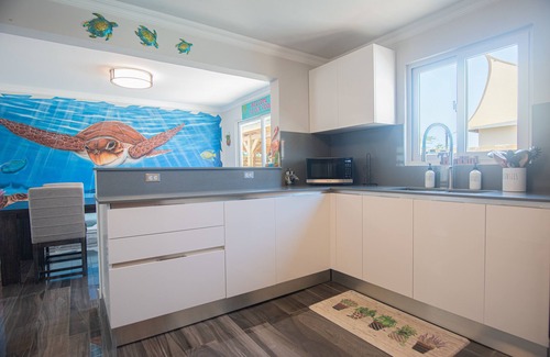 Opal House | Private 3 BR Villa/Pool/Sleeps 8