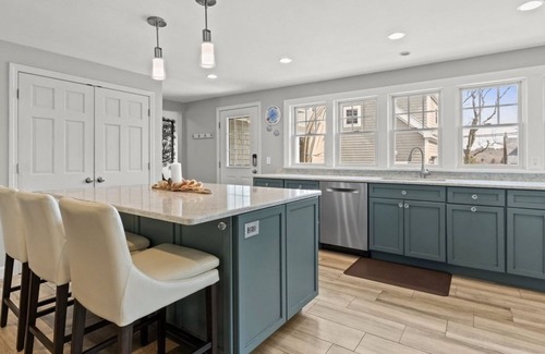 Marion House | Private 4-Bedroom home on Planting Island with water views in all directions