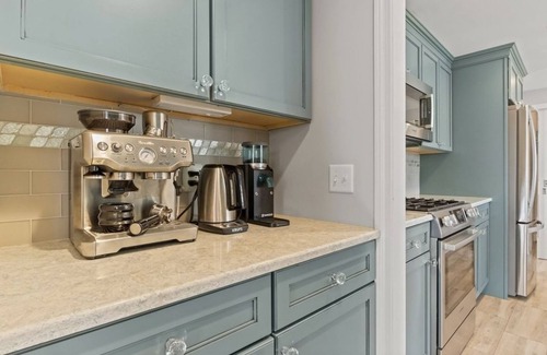 Marion House | Private 4-Bedroom home on Planting Island with water views in all directions