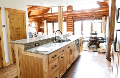 Turtle Lake Cabin | Private 4000 SF Lakefront Home w/Fireplaces, Game Room, Fiber Internet, Deck