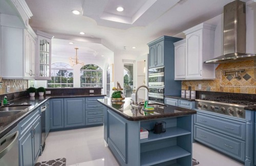 Palm City Apartment | Private 5000 SF Waterfront Mansion w/Pool & Games