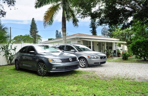 Bonita Springs House | Private and cozy cottage in the historic area of Bonita Springs, Florida