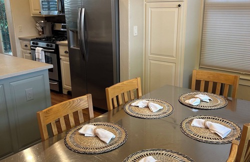 Fayetteville Condo | Private and quiet Condo close to Dickson Street and Historic Fayetteville Square