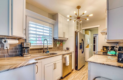 Ocala House | Private Backyard, Amenity Access: Ocala Retreat