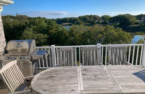 Hyannis House | Private Beach Luxury Residence South Hyannis Nantucket Sound