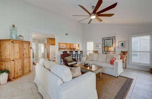 Holiday Isle Villa | Private Beach Villa! FREE BEACH CHAIRS, 5 pools, hot tubs, and Free Par 3 golf!