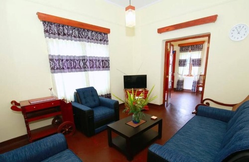 Nuwara Eliya House | Private Bungalow in Lake Gregory Nuwara Eliya