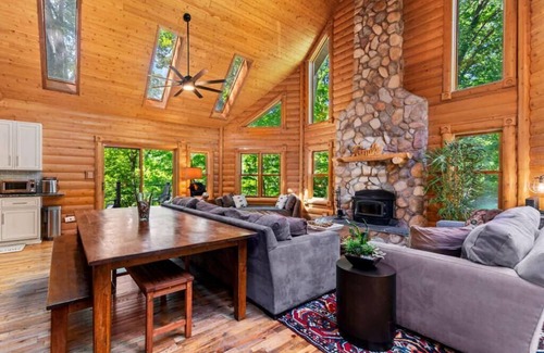New Buffalo Cabin | Private Cabin w/Hot Tub, Fire Pit & River Views | WAYA's Den