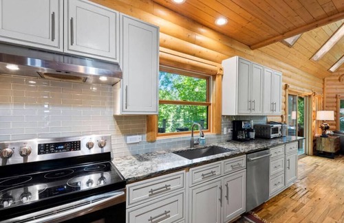 New Buffalo Cabin | Private Cabin w/Hot Tub, Fire Pit & River Views | WAYA's Den