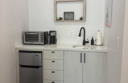 New River Apartment | Private Casita w desert landscape and great views.