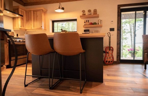 Madawaska Valley Ski Chalet | Private Chalet in Nature & Water/Near Algonquin