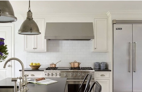 Greenwich House | Private Community Luxury Greenwich Home On Lake