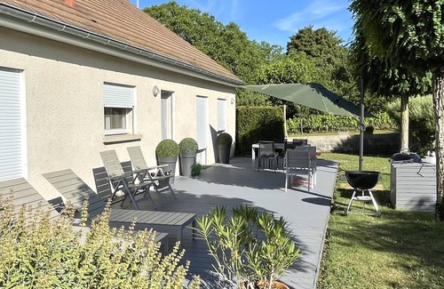 Paris-l'Hopital House | Private contemporary two bedroom house between Santenay and Nolay